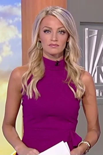 Carley Shimkus (11/29/2021)