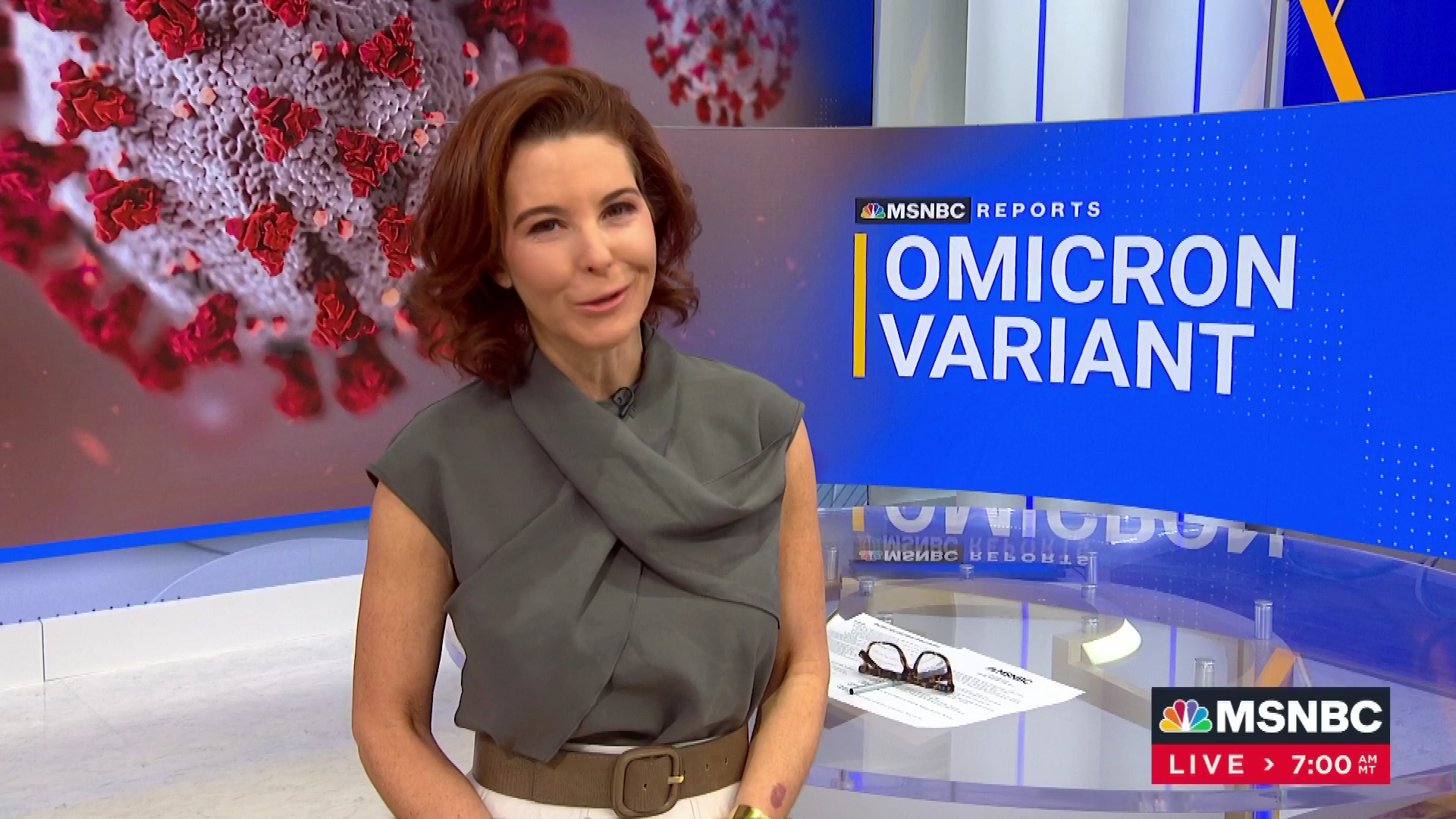 Stephanie Ruhle Falling Stephanie Ruhle (11/29/2021) — Newswomen