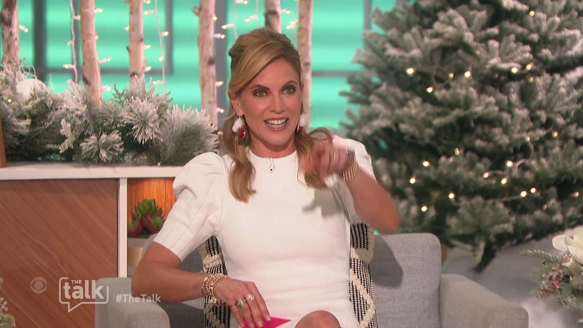 The Talk S12E67 2021-12-16-1400 (11).png