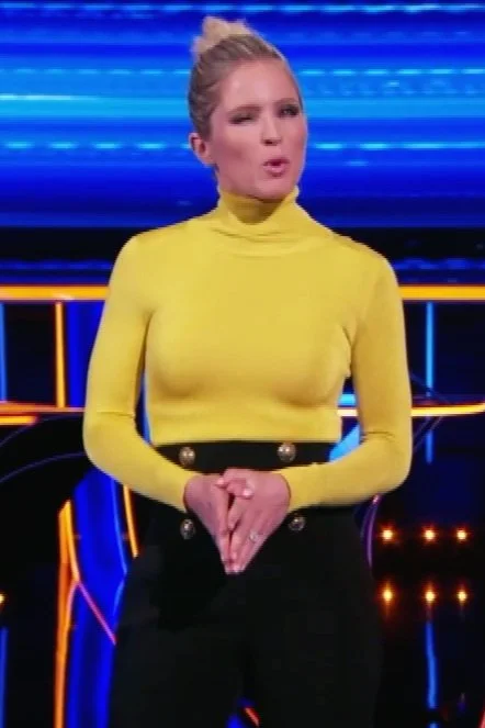 Sara Haines (1/5/2022)