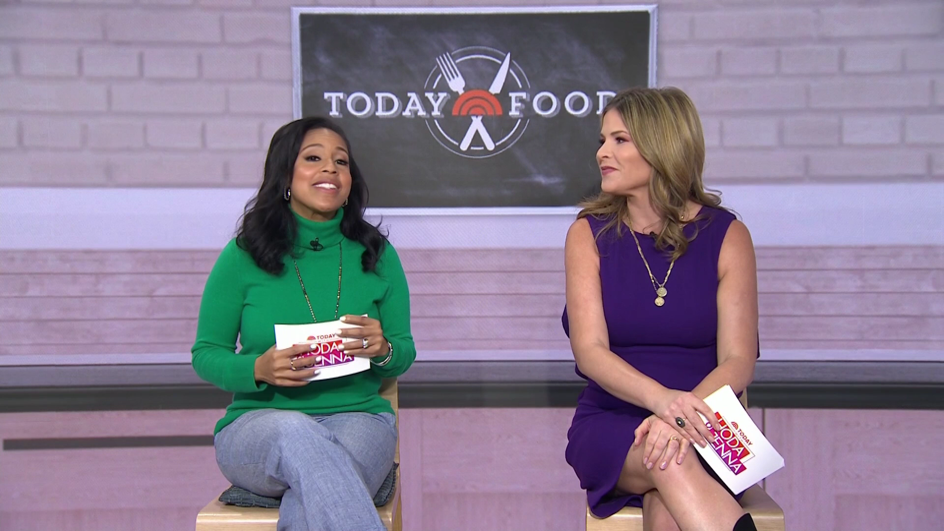 Today With Hoda & Jenna 2022-01-06-1000 (08).png