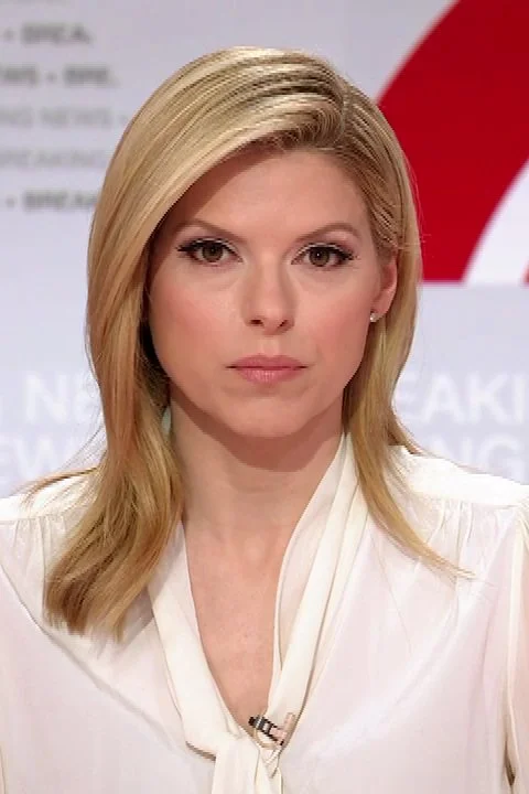 Kate Bolduan (3/1/2022)