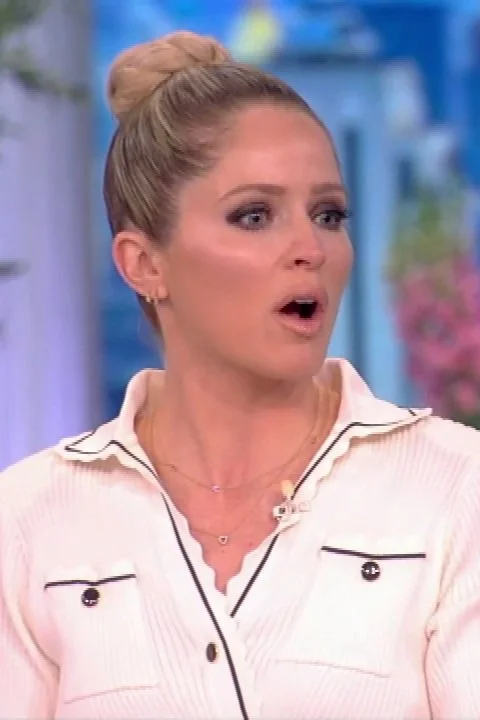 Sara Haines (3/1/2022)