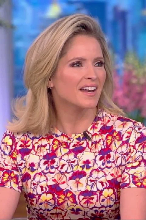 Sara Haines (3/2/2022)