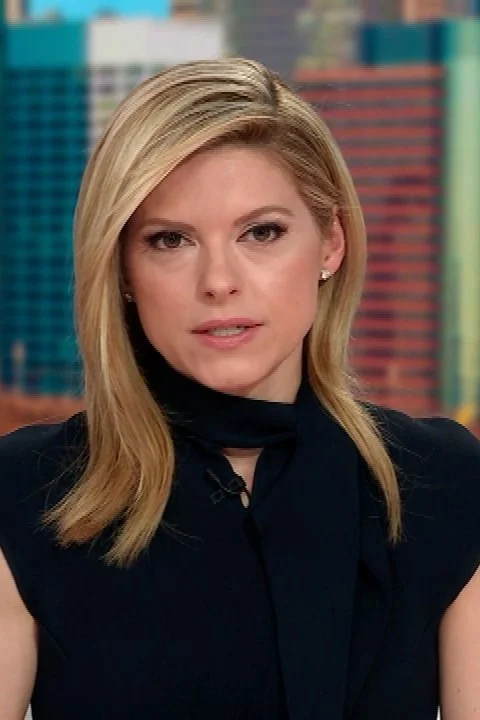Kate Bolduan (3/3/2022)