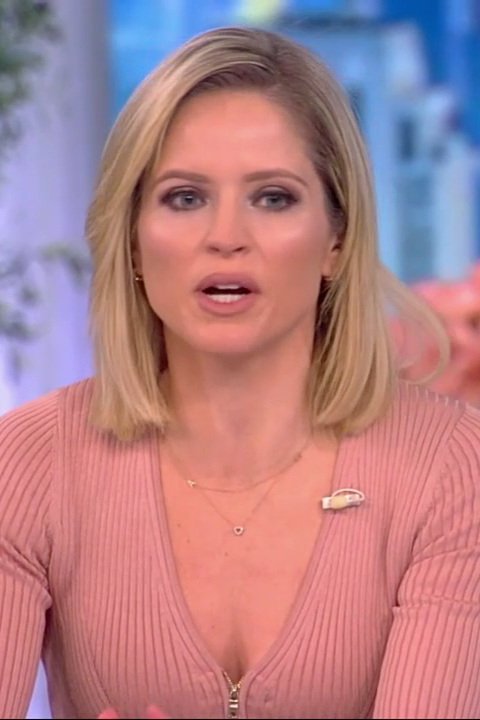 Sara Haines (3/9/2022)