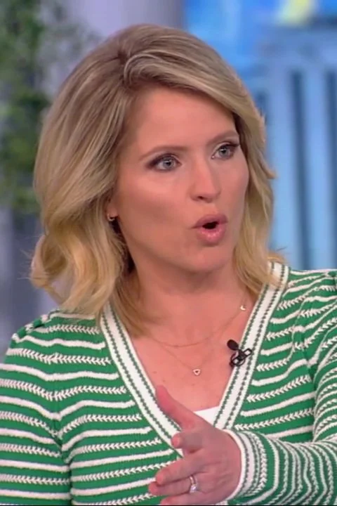 Sara Haines (4/6/2022)