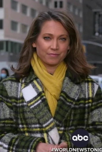 Ginger Zee on WNT (4/11/2022)