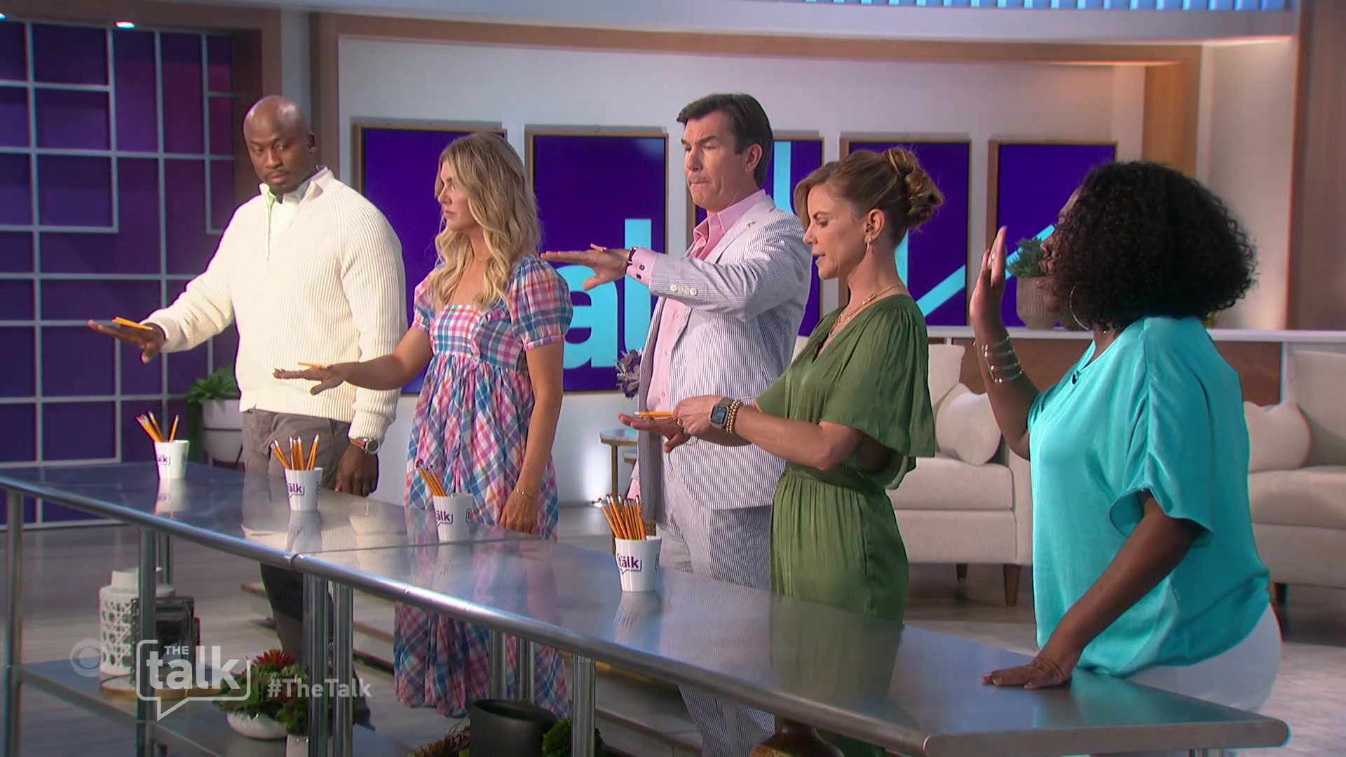 The Talk S12E131 2022-04-15-1400 (21).png