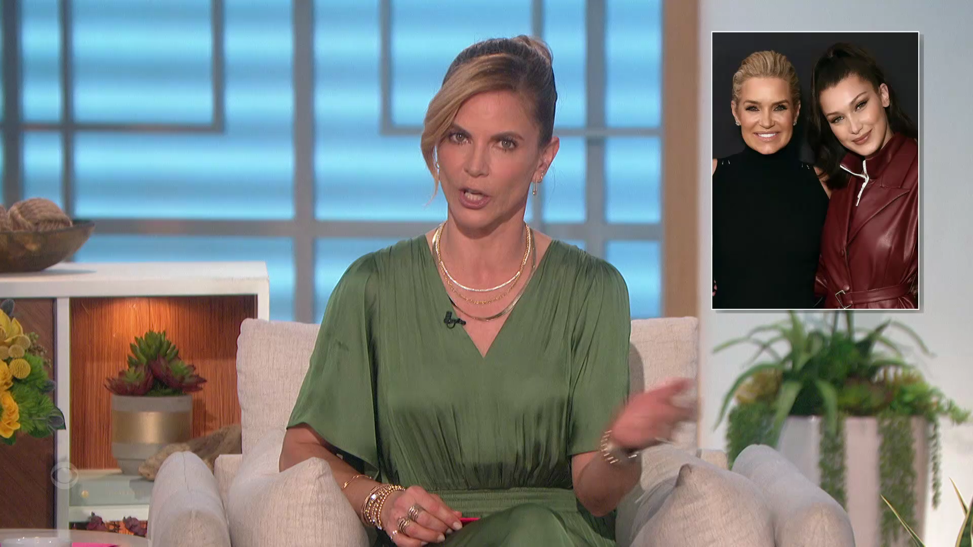 The Talk S12E131 2022-04-15-1400 (16).png