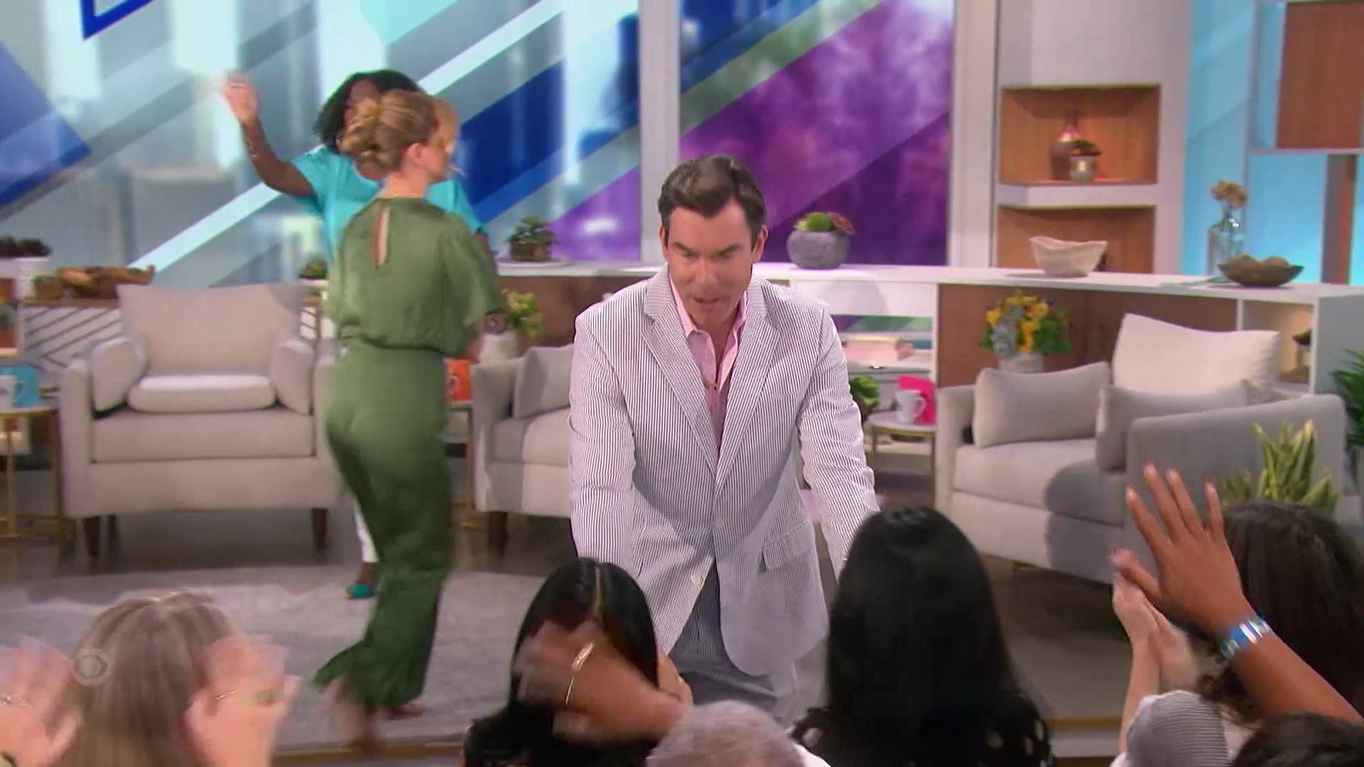 The Talk S12E131 2022-04-15-1400 (03).png