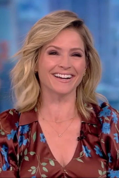 Sara Haines (4/25/2022)