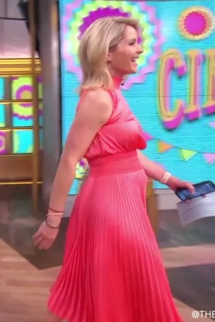 Sara Haines (5/5/2022)