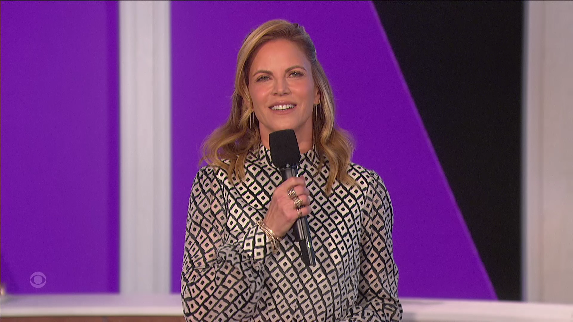 The Talk S12E149 2022-05-16-1400 (15).png