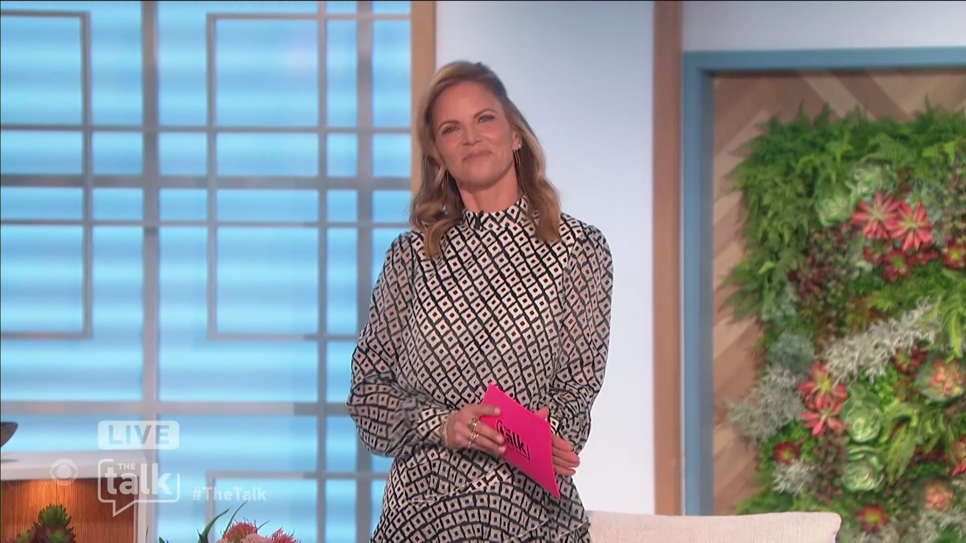 The Talk S12E149 2022-05-16-1400 (02).png
