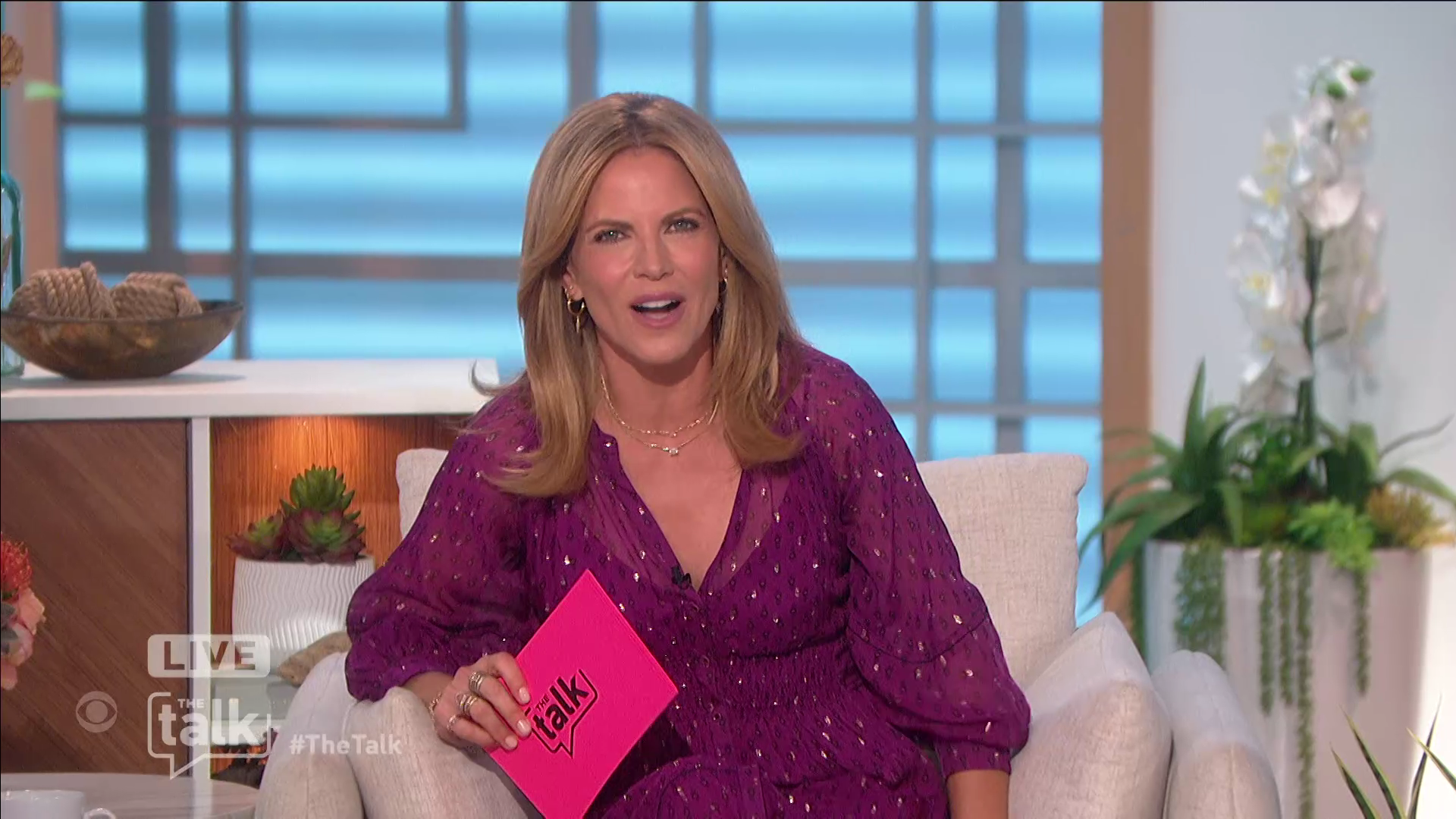 The Talk S12E150 2022-05-17-1400 (04).png