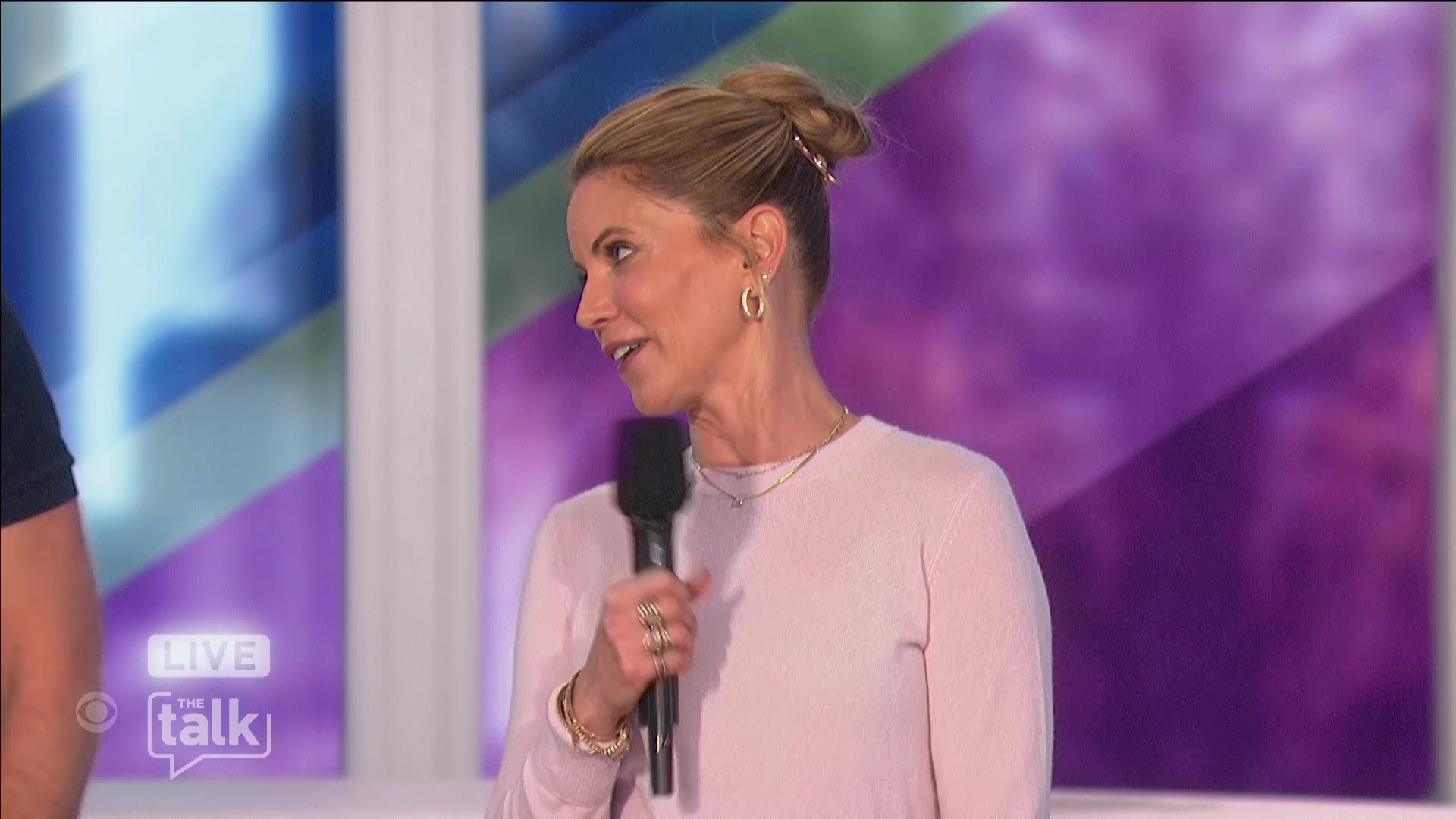 The Talk S12E155 2022-05-24-1400 (18).png