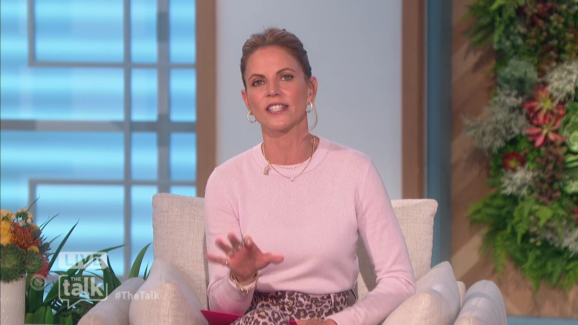 The Talk S12E155 2022-05-24-1400 (09).png