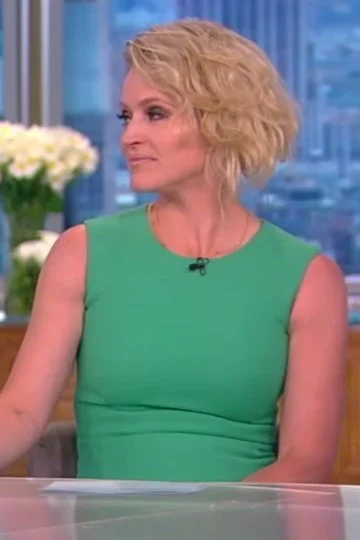 Sara Haines (6/1/2022)