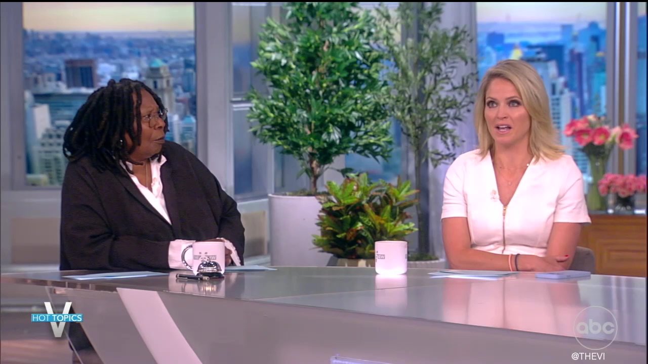 The View S25E181 2022-06-14-1100 (07).png