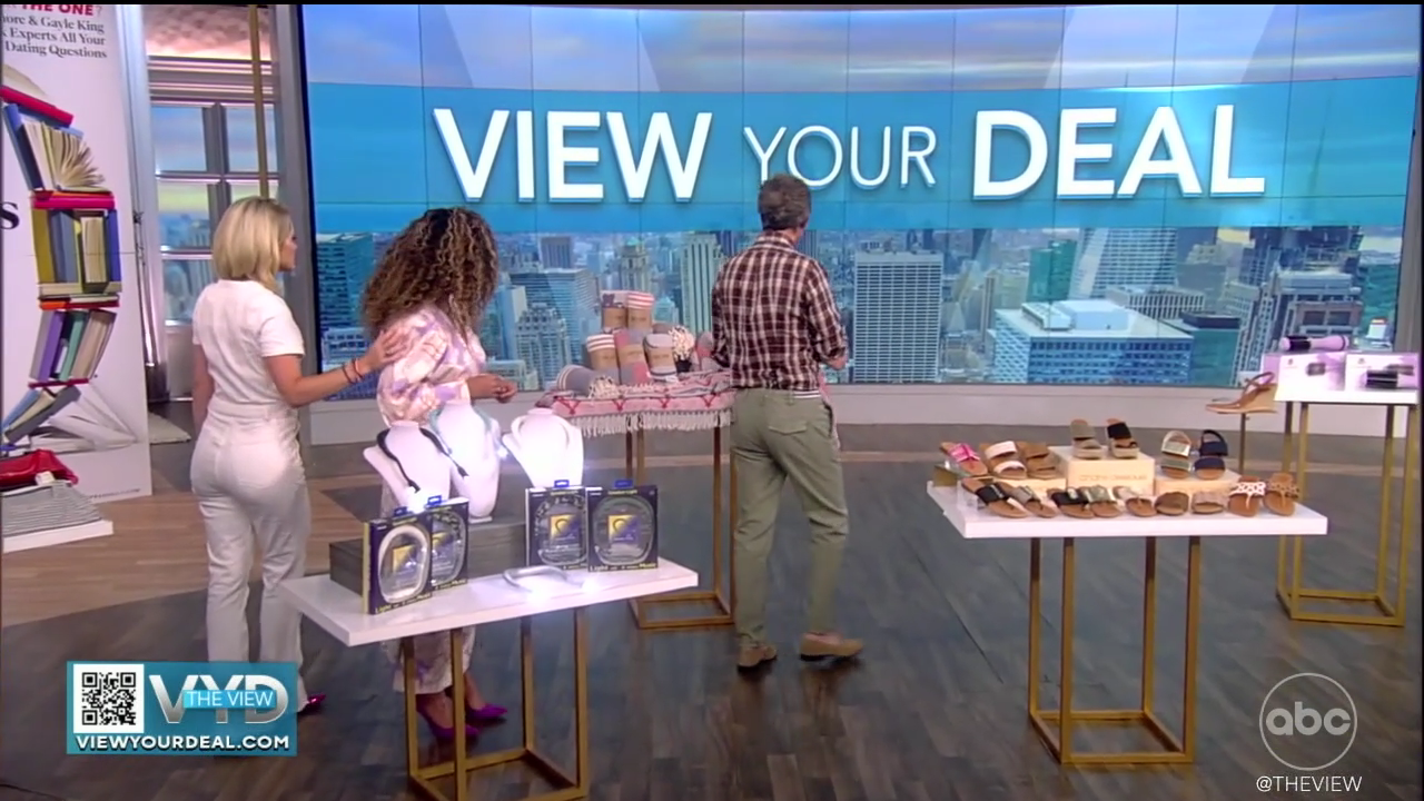 The View S25E181 2022-06-14-1100 (18).png