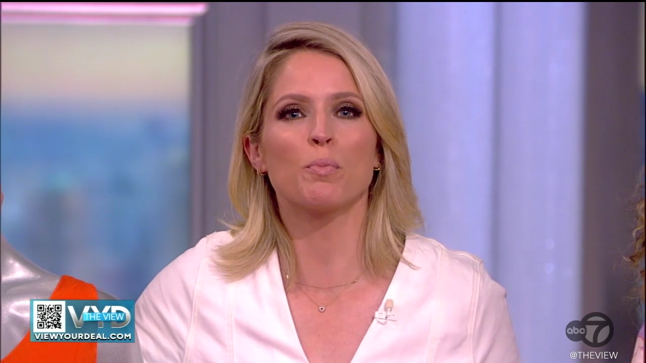 The View S25E181 2022-06-14-1100 (12).png
