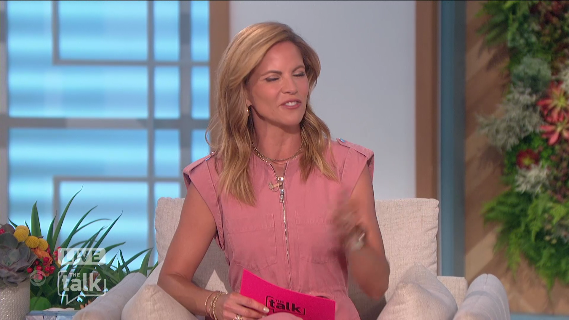 The Talk S12E171 2022-06-15-1400 (06).png