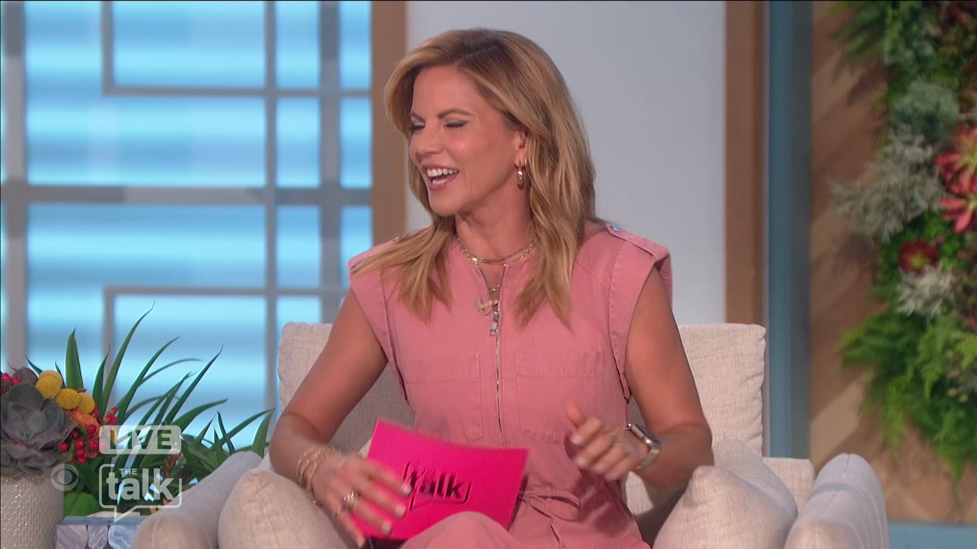 The Talk S12E171 2022-06-15-1400 (05).png