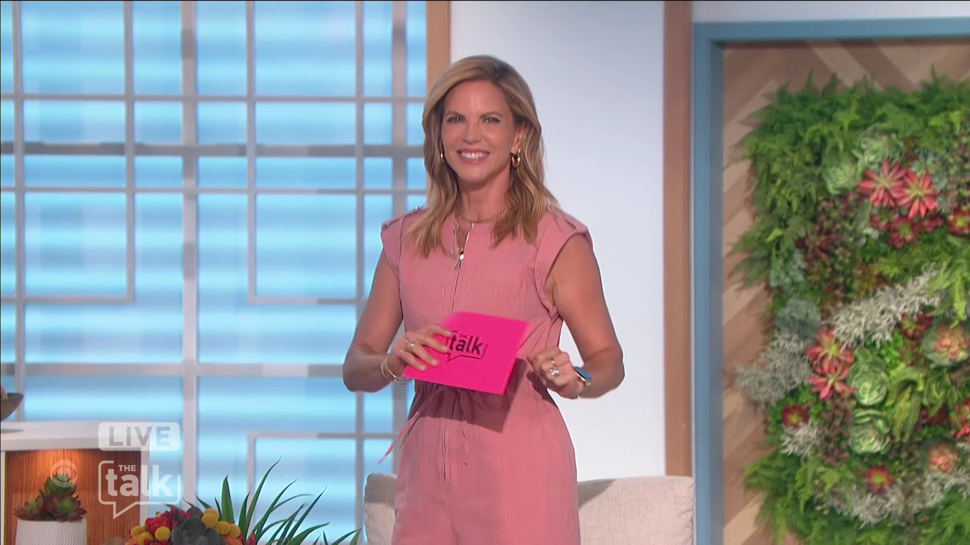 The Talk S12E171 2022-06-15-1400 (03).png