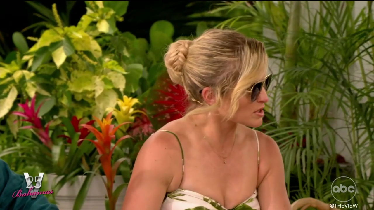 The View S25E192 2022-06-29-1100 (05).png