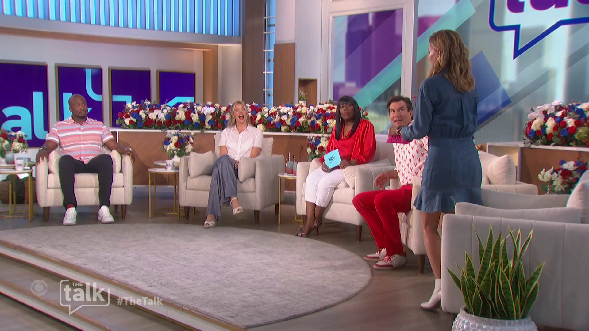 The Talk S12E184 2022-07-04-1400 (13).png