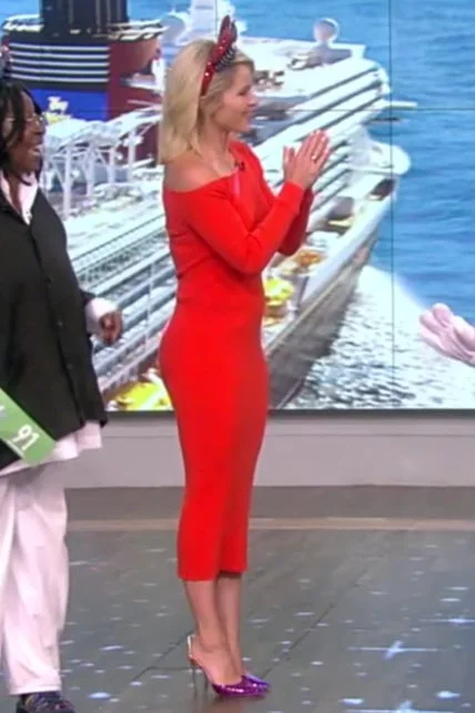 Sara Haines (7/19/2022)