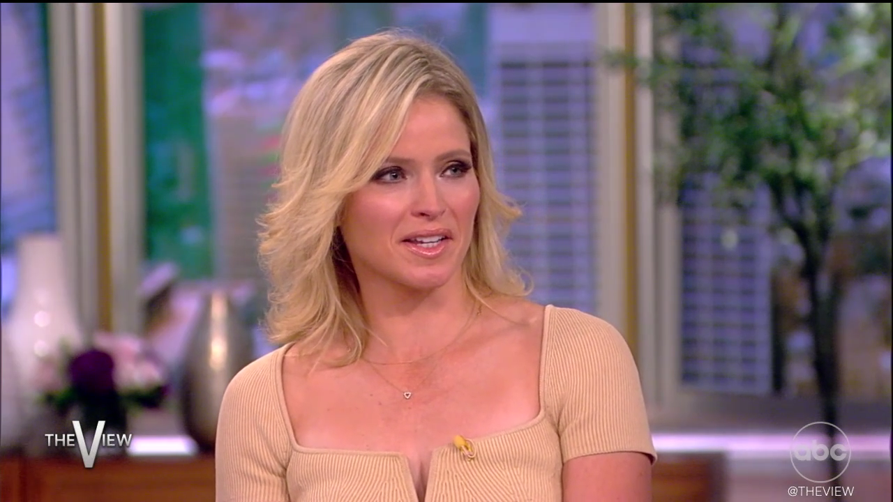 The View S26E10 2022-09-20-1100 (05).png