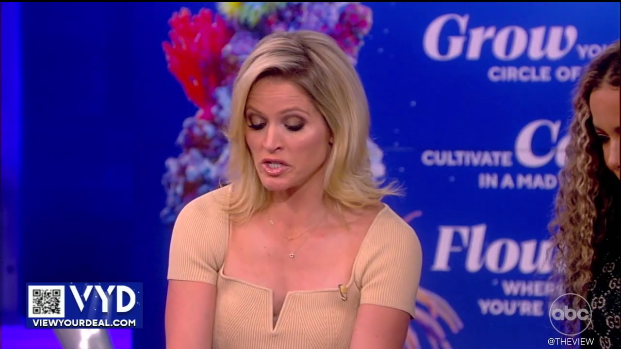 The View S26E10 2022-09-20-1100 (26).png
