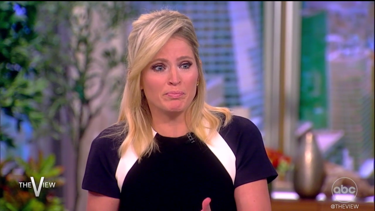 Sara Haines (10/17/2022) — Newswomen