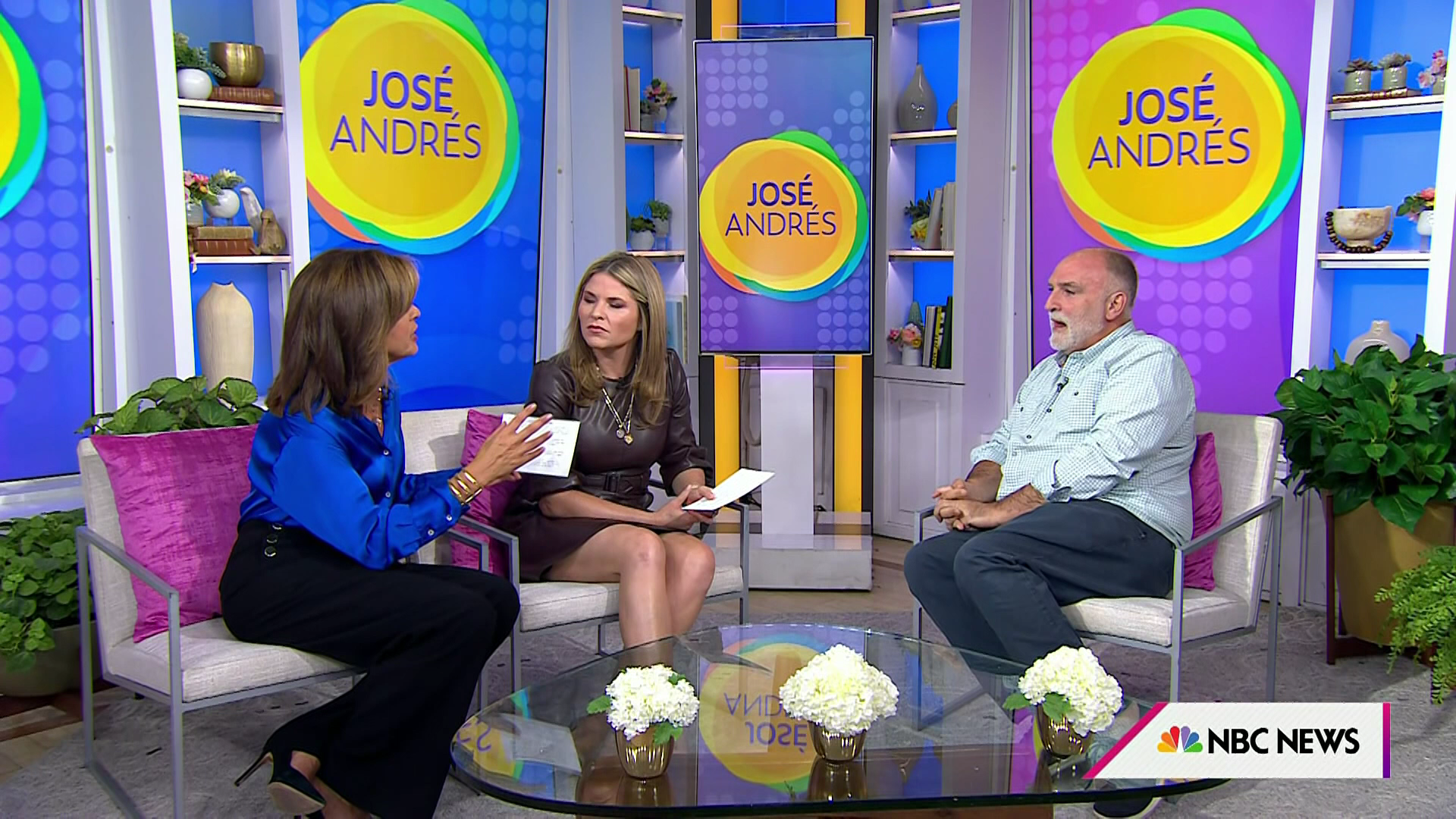 Today With Hoda & Jenna 2022-10-21-1000 (12).png