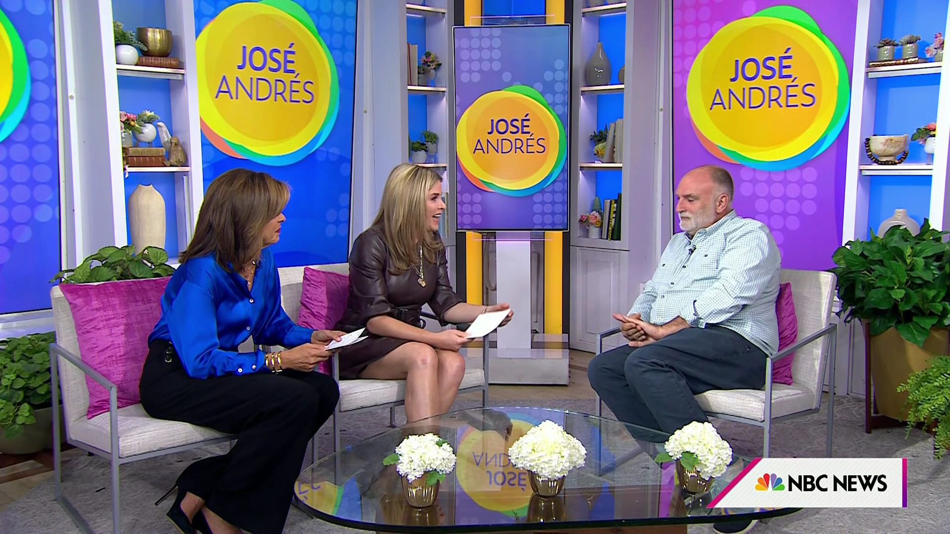 Today With Hoda & Jenna 2022-10-21-1000 (09).png