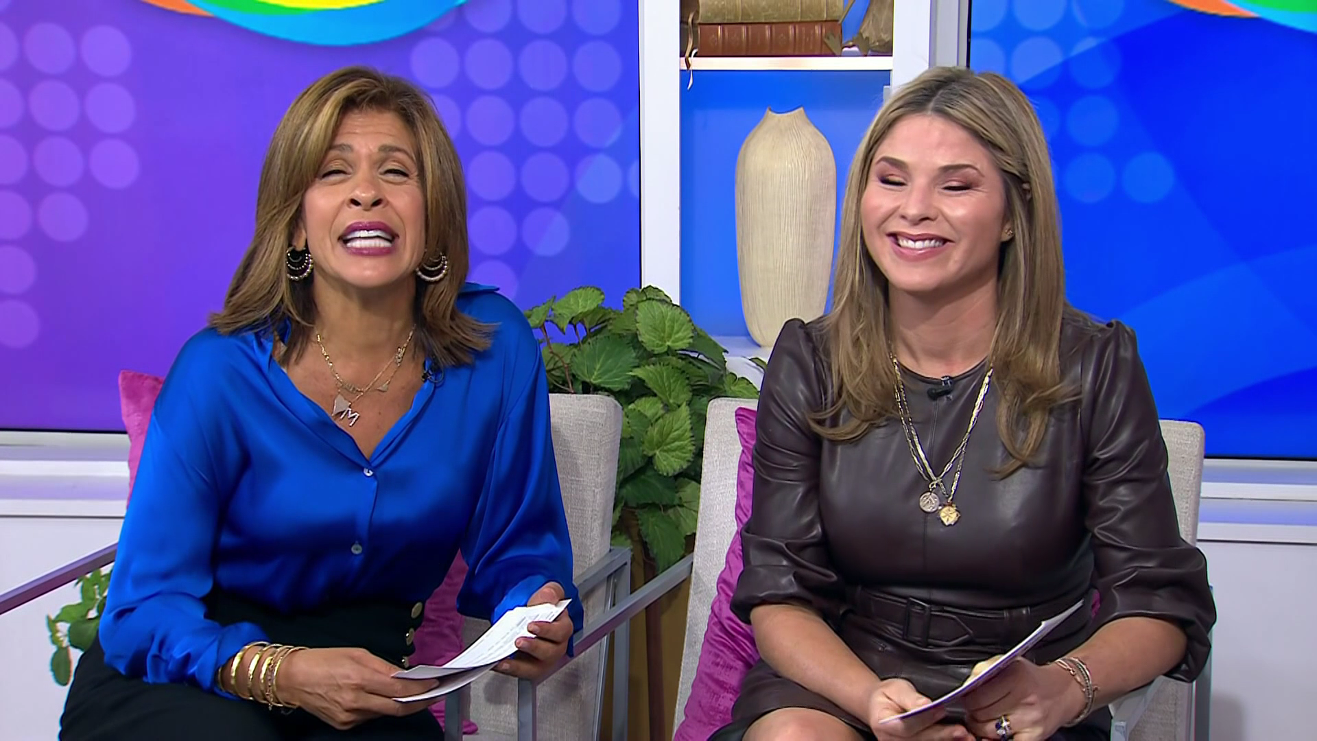 Today With Hoda & Jenna 2022-10-21-1000 (07).png