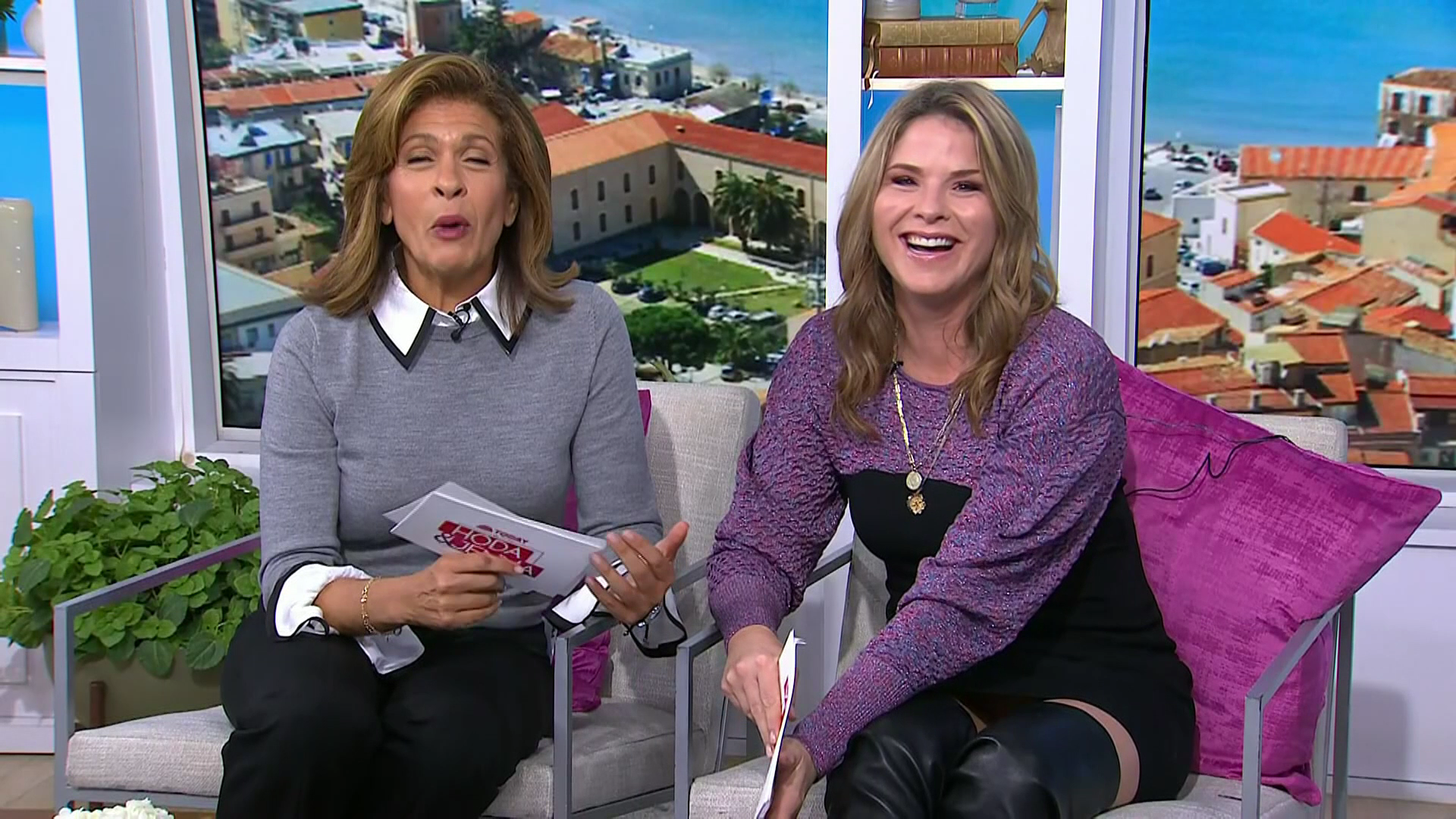 Today With Hoda & Jenna 2022-10-28-1000 (08).png