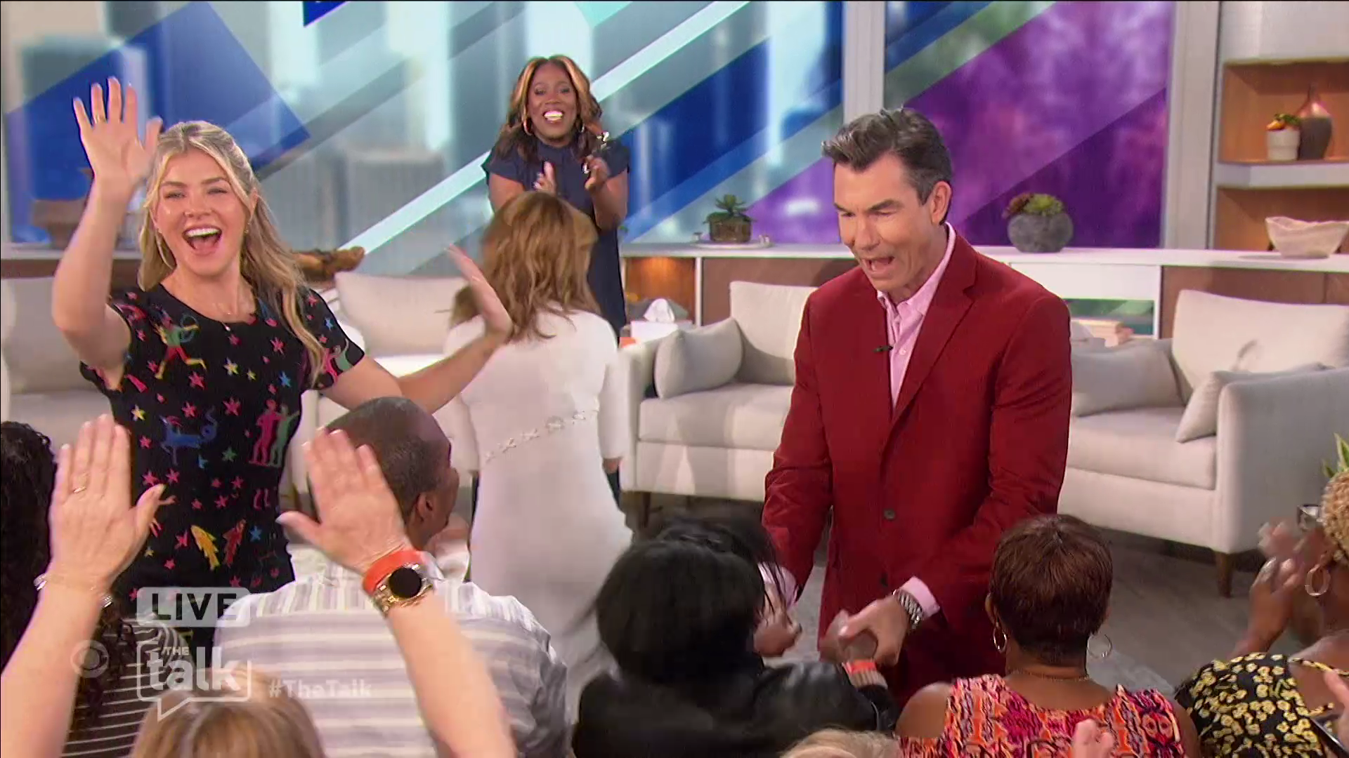 The Talk S13E46 2022-11-14-1400 (08).png