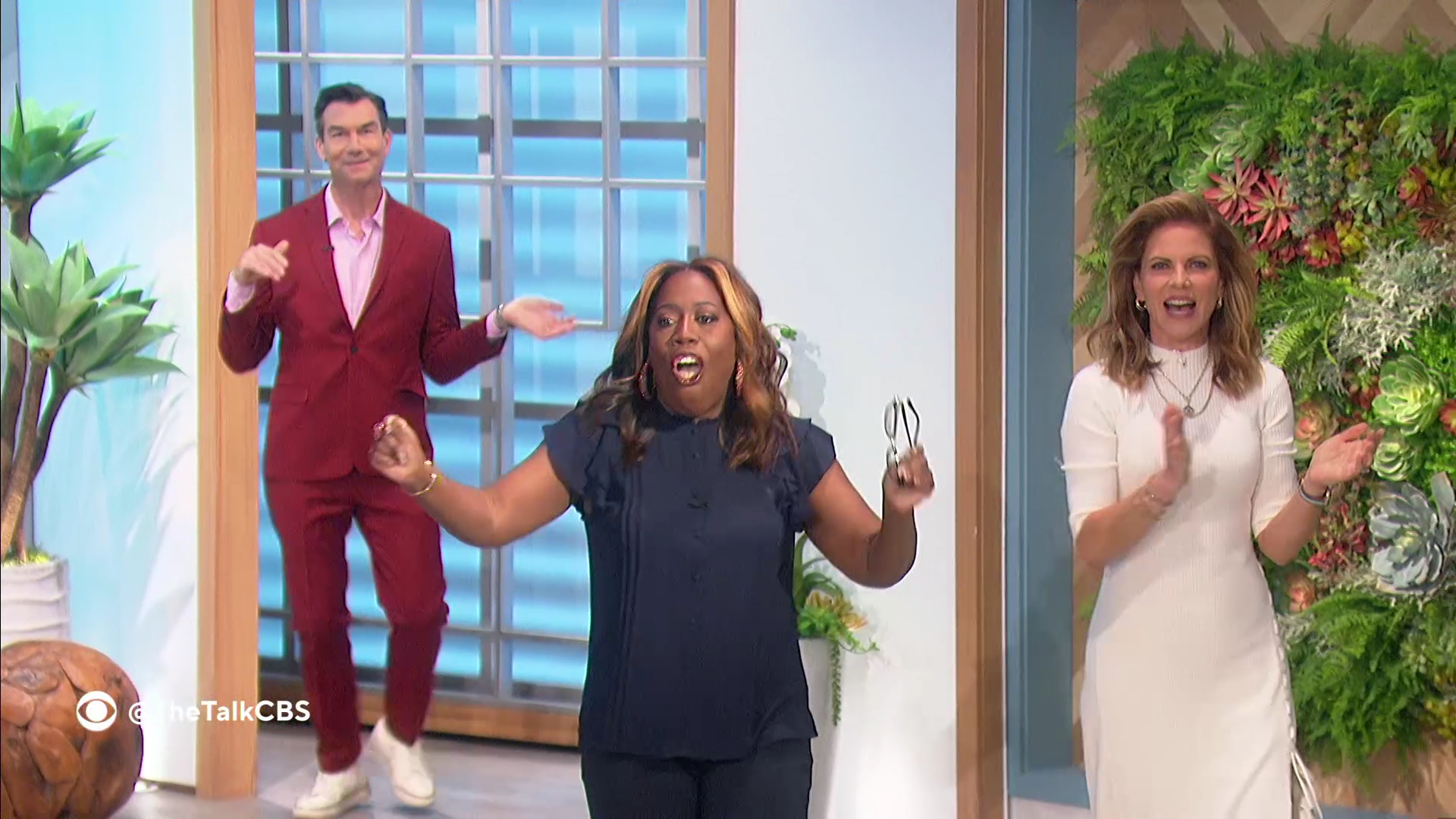The Talk S13E46 2022-11-14-1400 (06).png