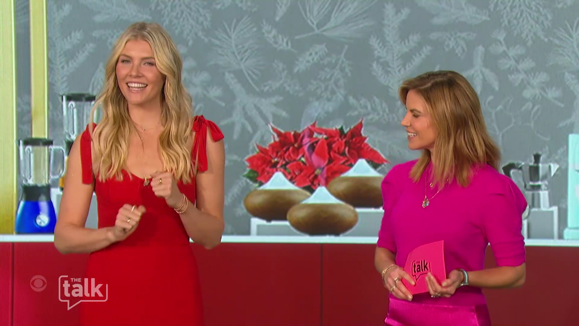 The Talk 2022-12-12-1400 (33).png
