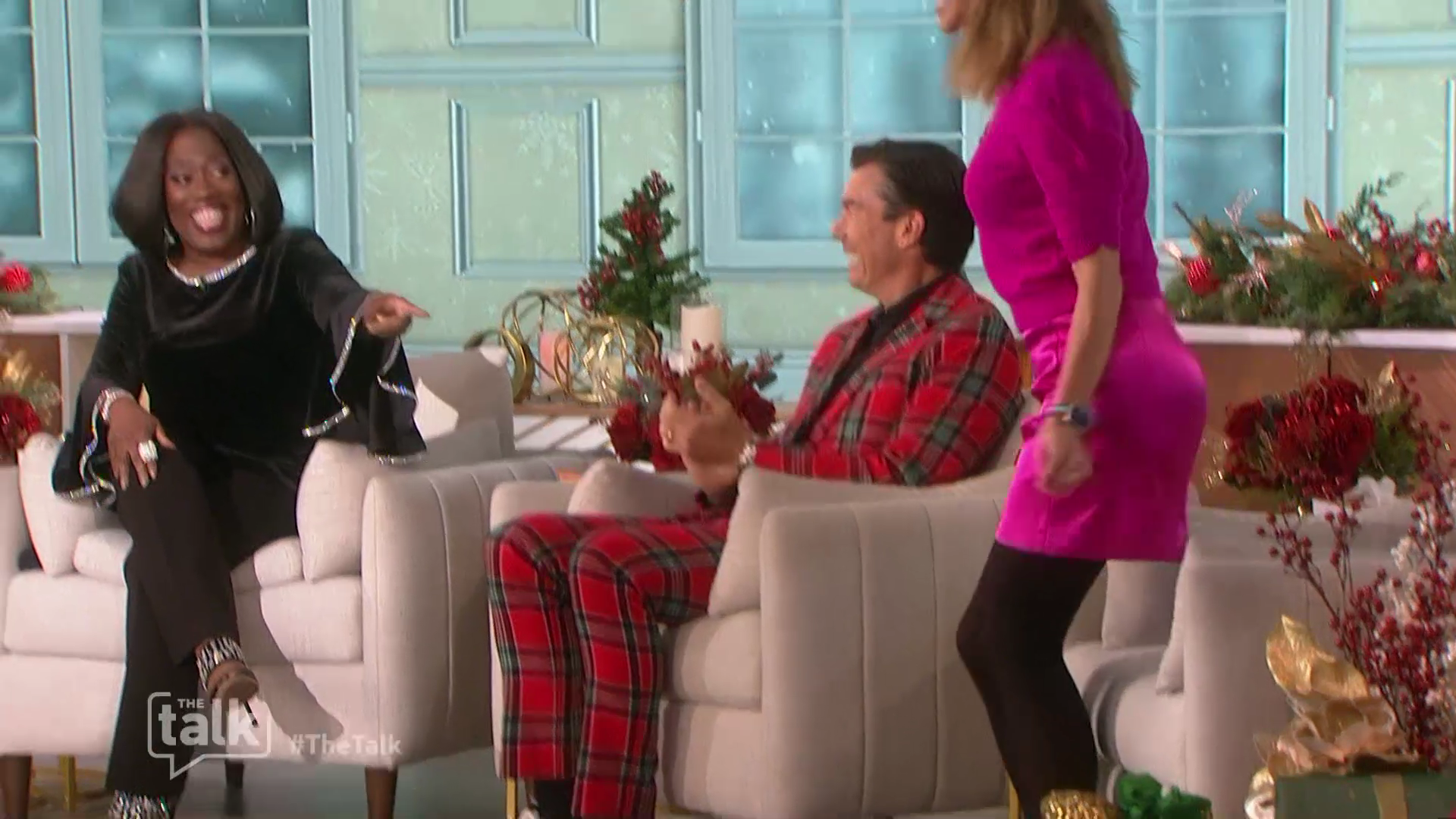 The Talk 2022-12-12-1400 (09).png