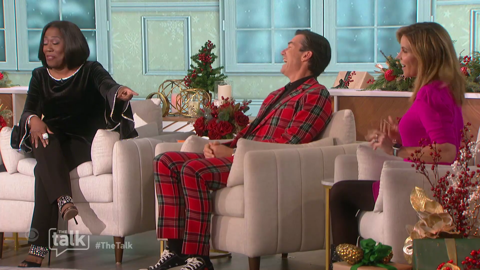 The Talk 2022-12-12-1400 (08).png