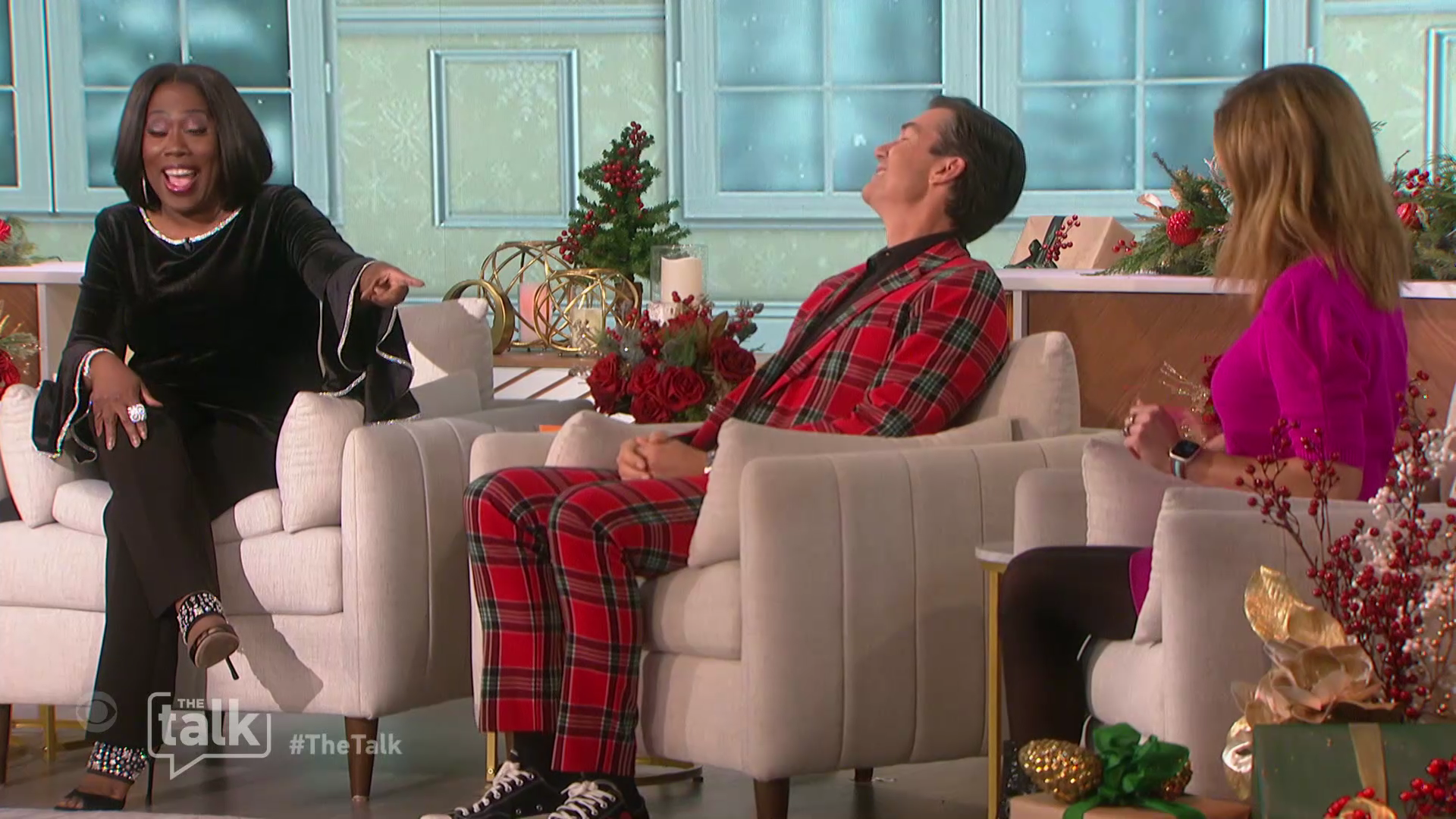 The Talk 2022-12-12-1400 (07).png
