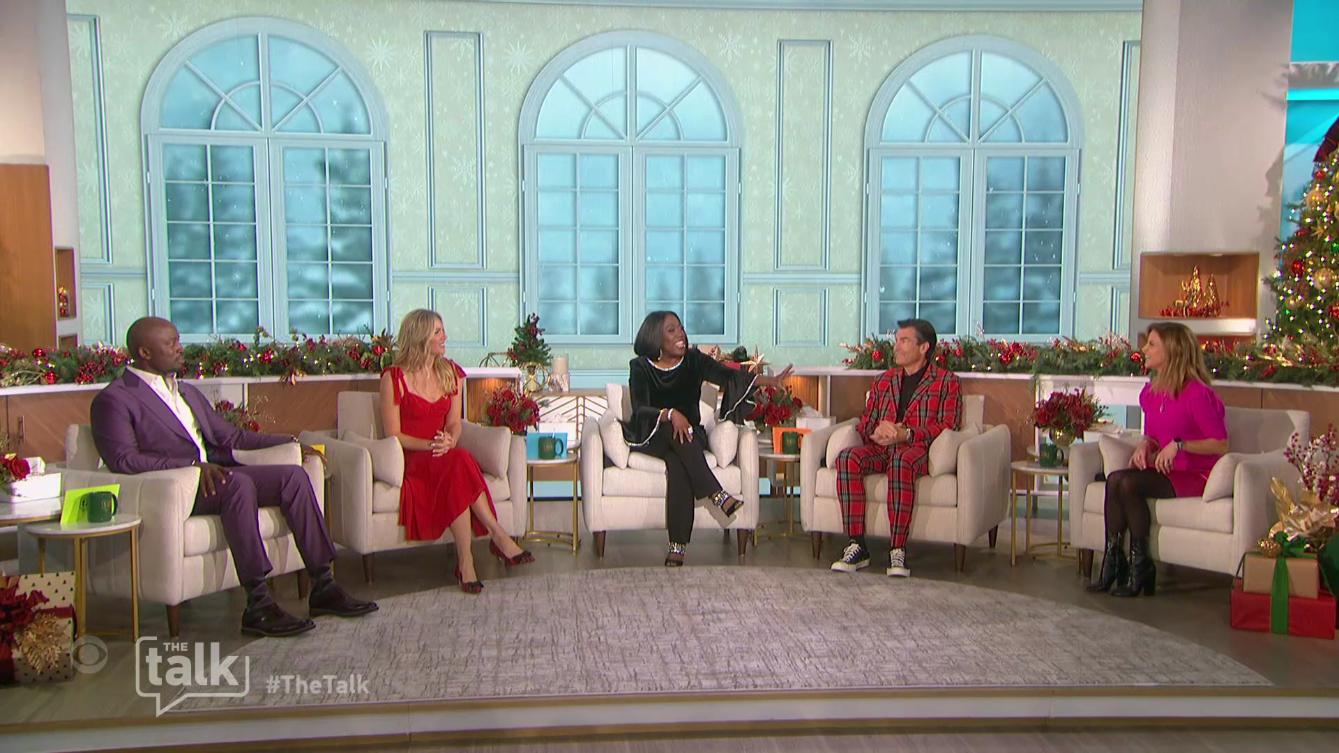 The Talk 2022-12-12-1400 (06).png