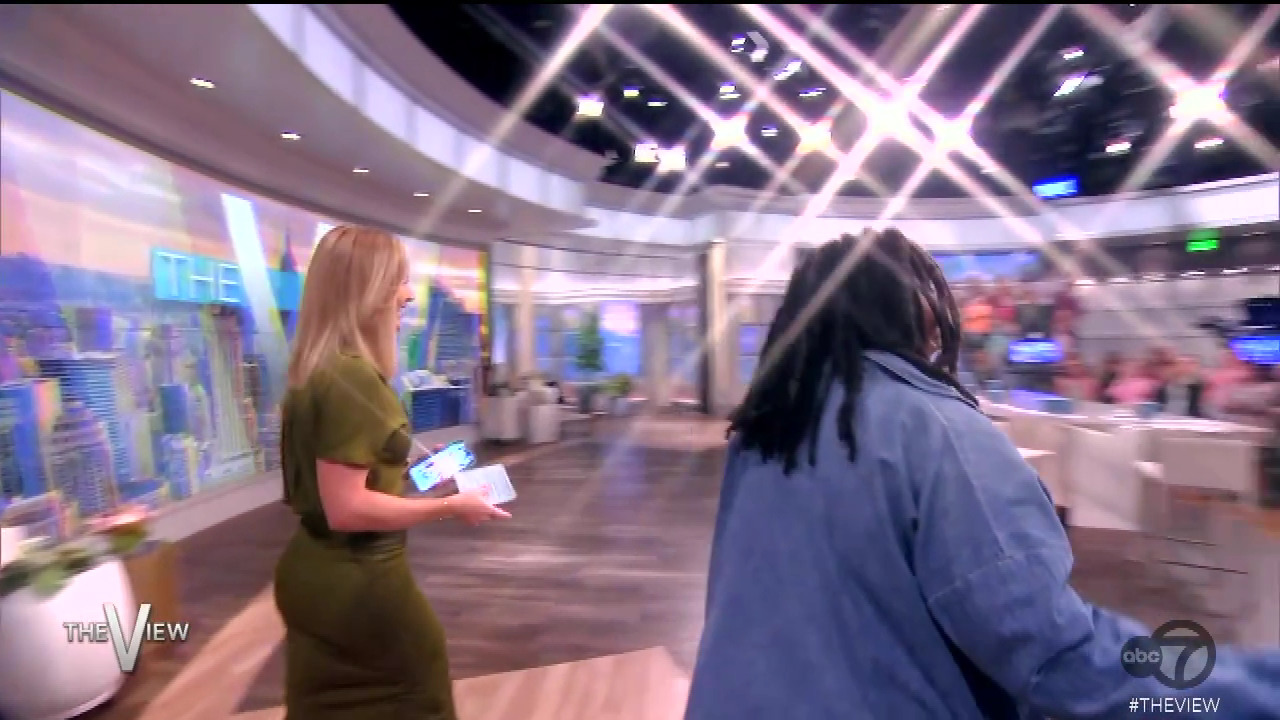 The View S26E198 2023-07-18-1100 (18).png