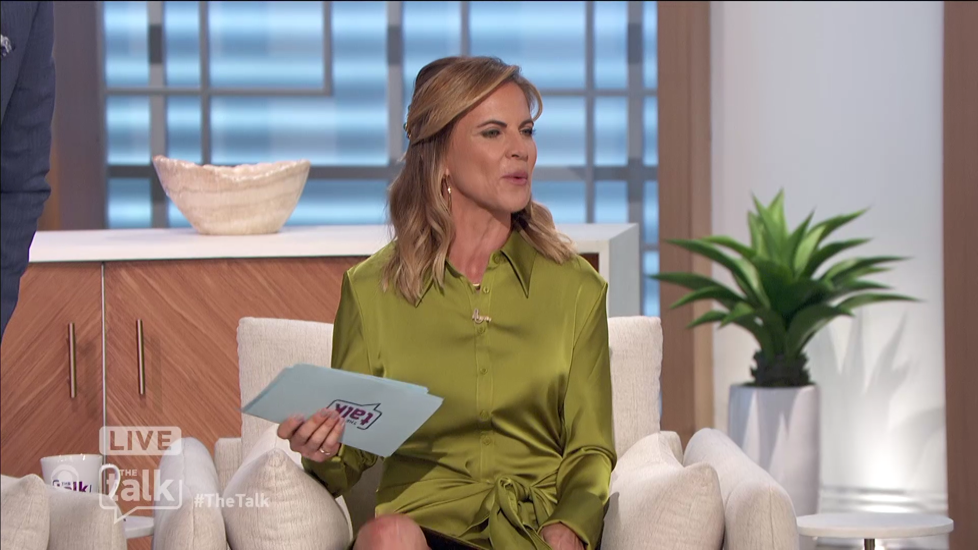 The Talk S14E06 2023-10-16-1400 (11).png