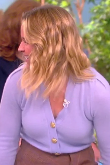 Sara Haines (10/18/2023)