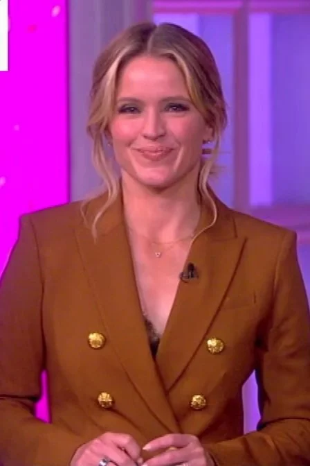 Sara Haines (10/20/2023)